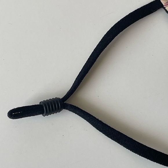 Authentic Upcycled BURBERRY Patchwork Face Mask - Picture 5 of 16